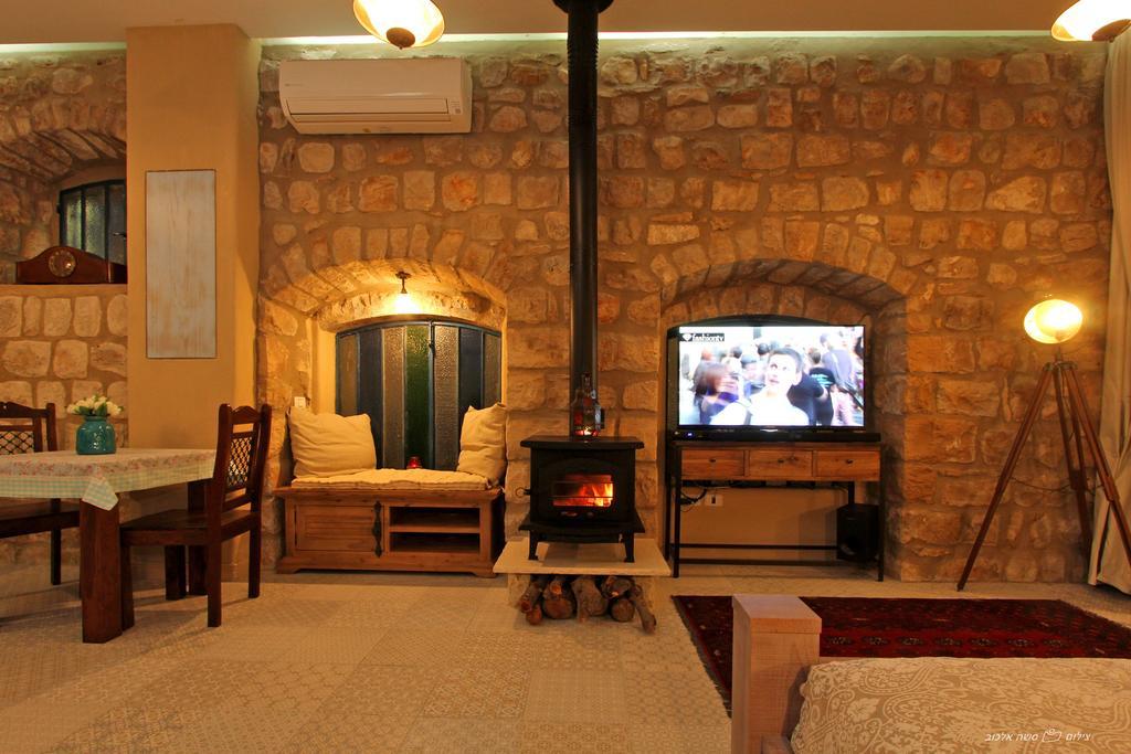 Beit Ha'Omanim Hotell Safed Rom bilde